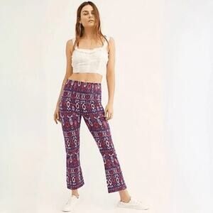 Free People Ikat Aztec Tribal Pull-On Stretch Knit Flare Pants Women's Size 4